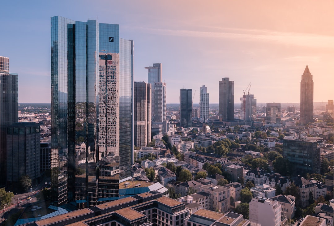 Commerzbank : Services Bancaires, Tarifs et Avis Clients en Allemagne